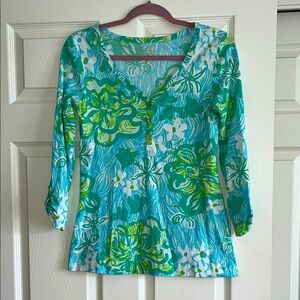 🍋‍🟩Lilly Pulitzer V-Neck Tshirt🍋‍🟩